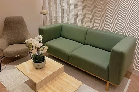 Private Therapy Room in Canary Wharf Private therapy room at Linda K Therapy in Canary Wharf
